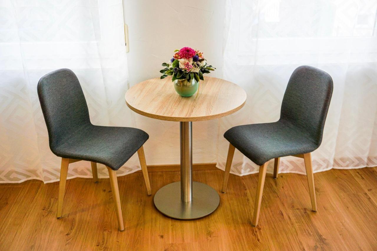 Neuhausen auf den Fildern Sp-Appartements מראה חיצוני תמונה